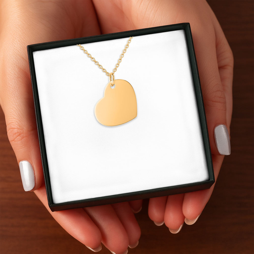 Collier cœur gravé dans son écrin – Éclat Gravé
